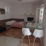 Dariana * Makarska